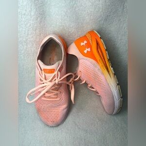 Under Armour Women’s Runners - Size 9